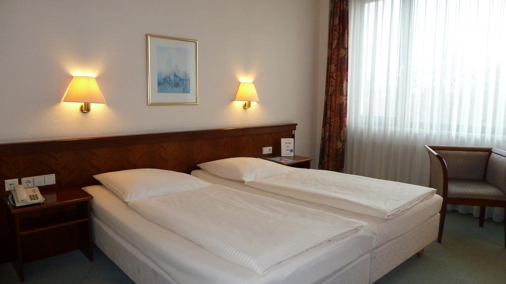 Comfort Hotel Weissensee Berlim Exterior foto